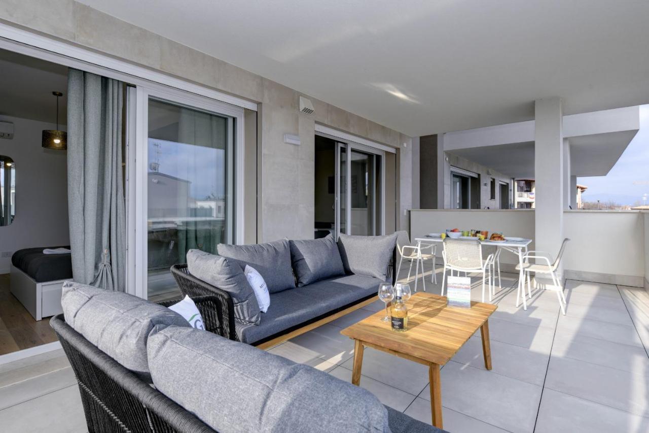Opalia Residence - Garda Lake Lifestyle Apartment Пескьера-дель-Гарда Экстерьер фото
