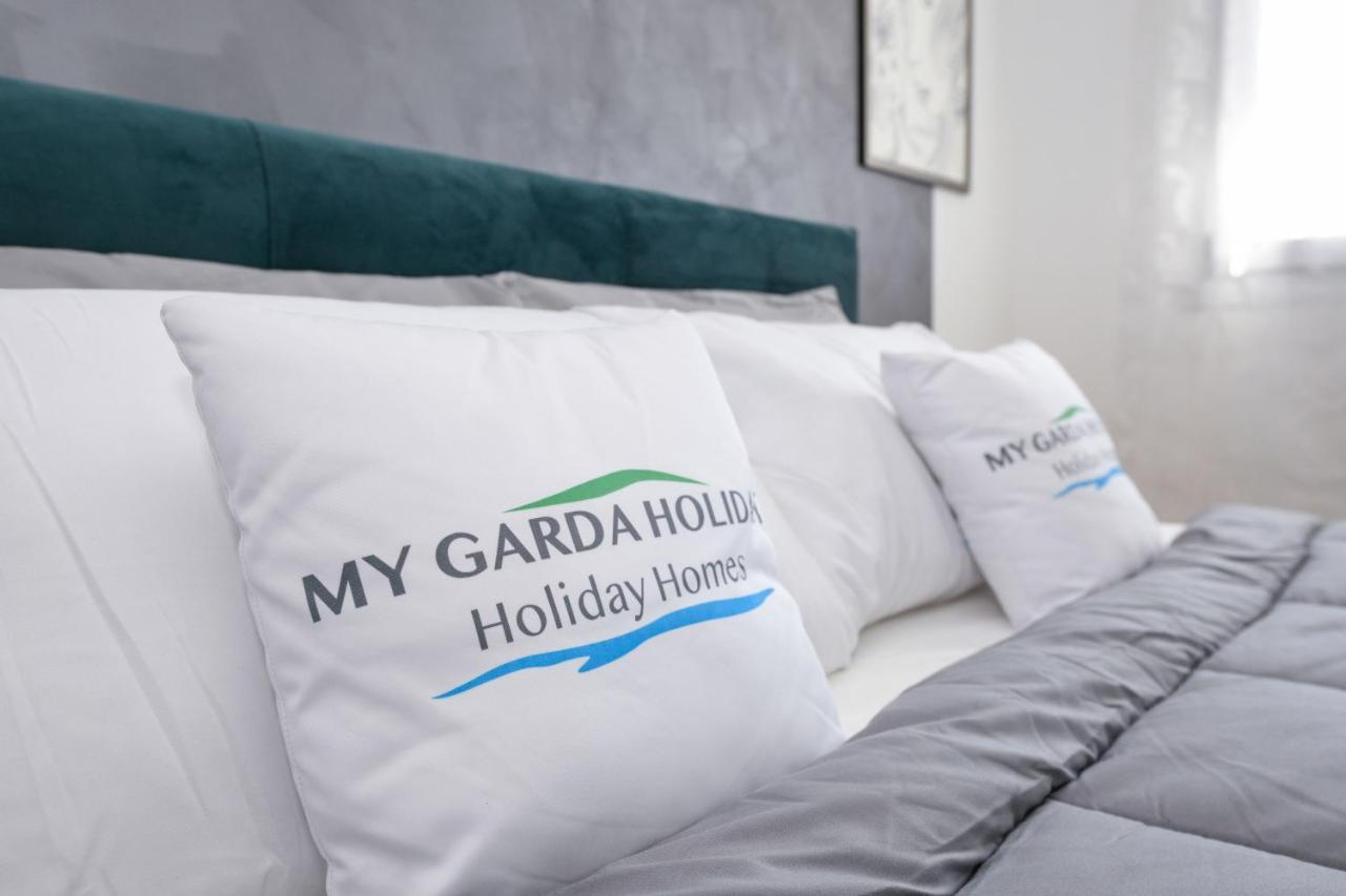 Opalia Residence - Garda Lake Lifestyle Apartment Пескьера-дель-Гарда Экстерьер фото