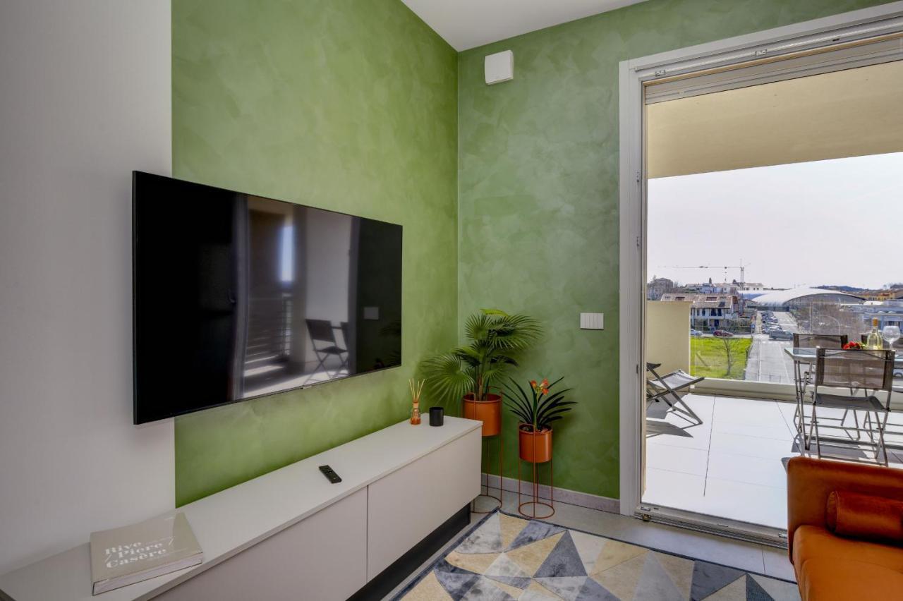 Opalia Residence - Garda Lake Lifestyle Apartment Пескьера-дель-Гарда Экстерьер фото
