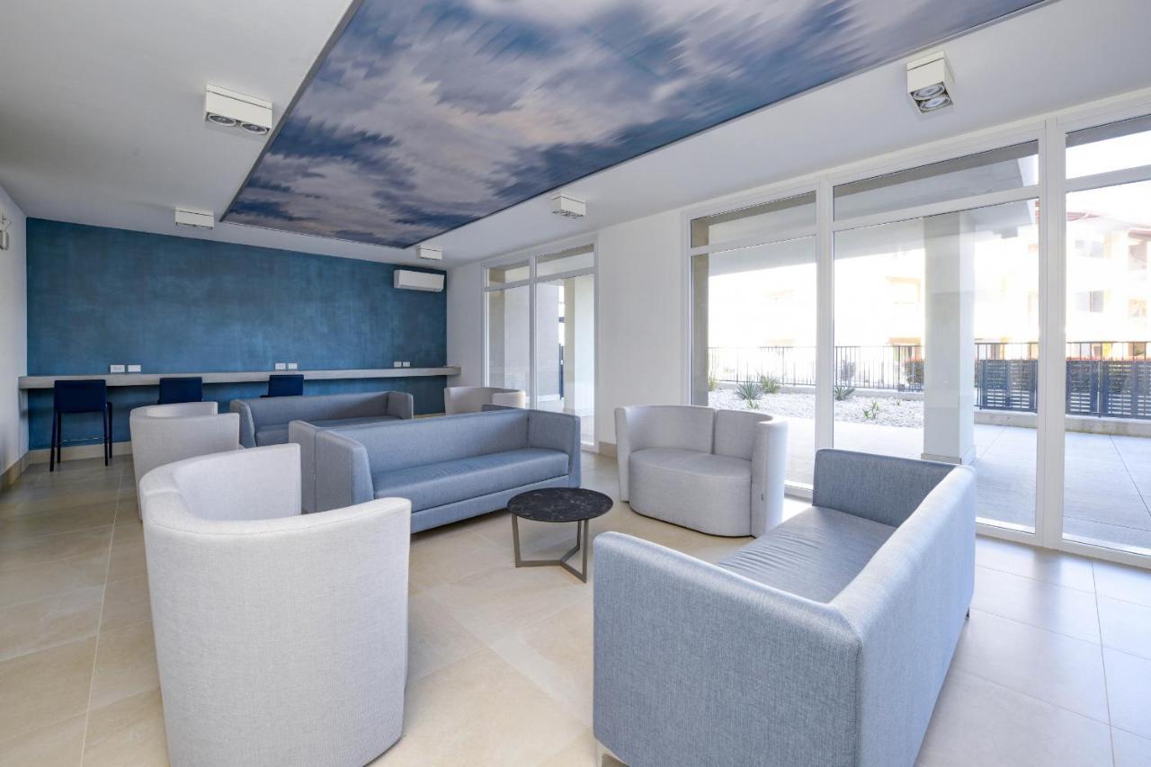 Opalia Residence - Garda Lake Lifestyle Apartment Пескьера-дель-Гарда Экстерьер фото